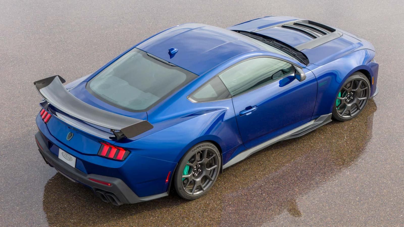 Αυτή είναι η νέα και αγριεμένη Ford Mustang Dark Horse SC